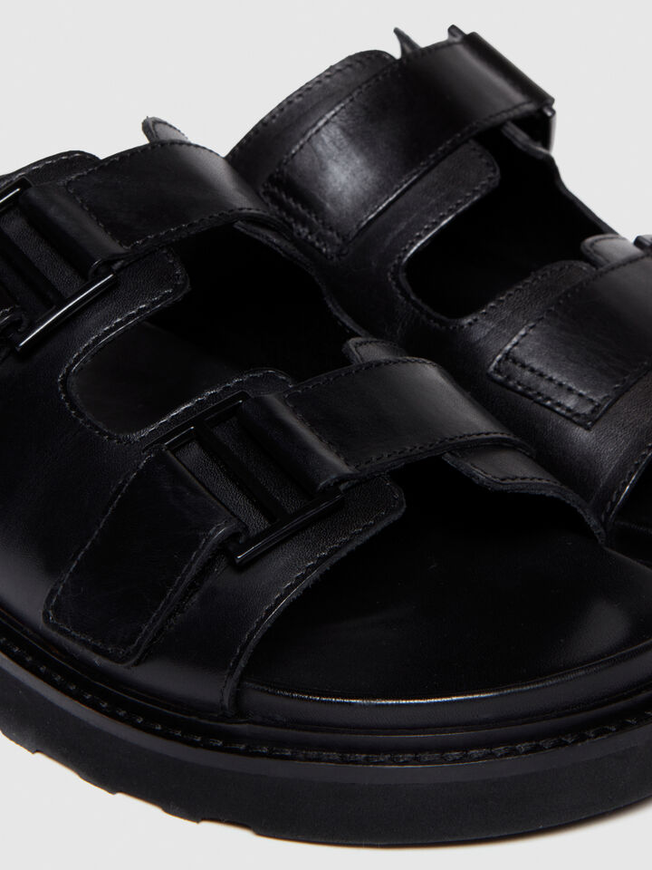 Leather sandals - men's shoes - Black | Sisley image number 3